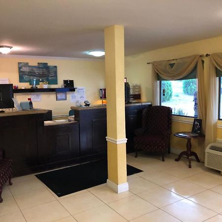 Executive Garden Titusville Hotel 외부 사진