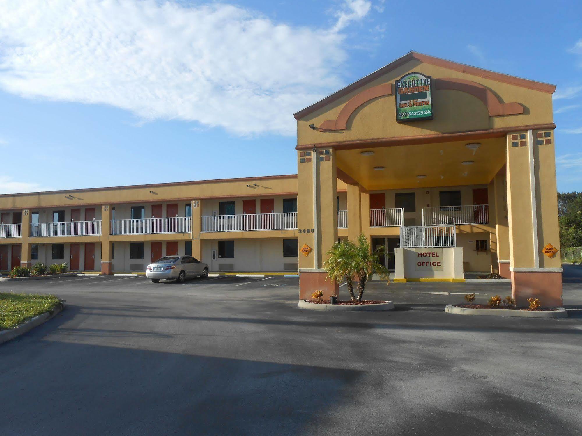 Executive Garden Titusville Hotel 외부 사진