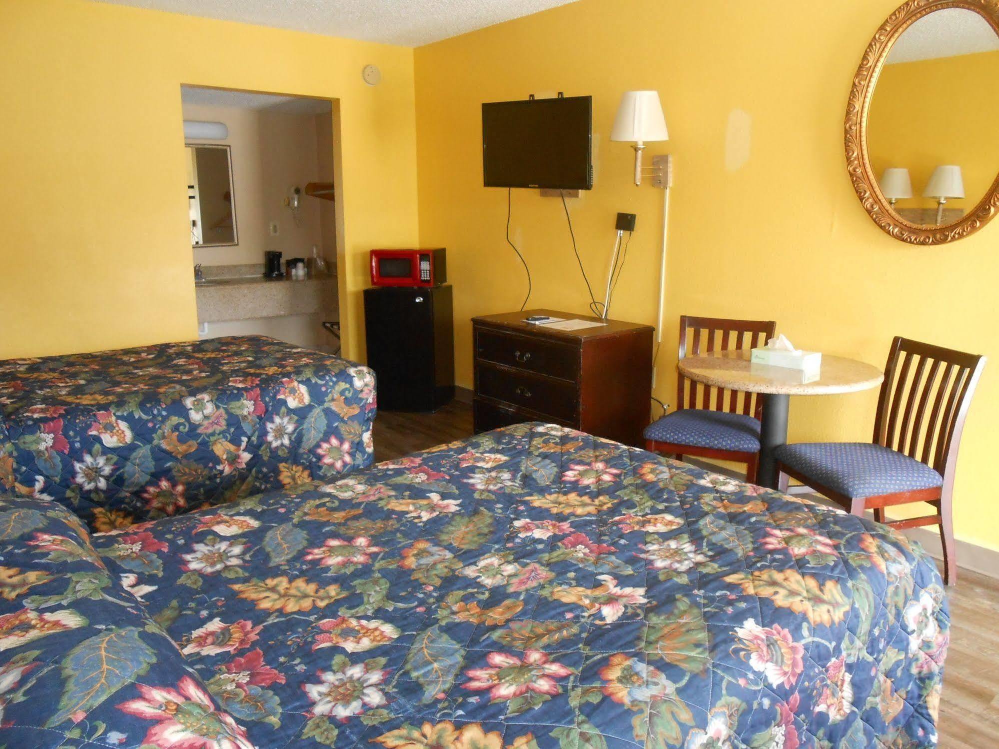 Executive Garden Titusville Hotel 외부 사진