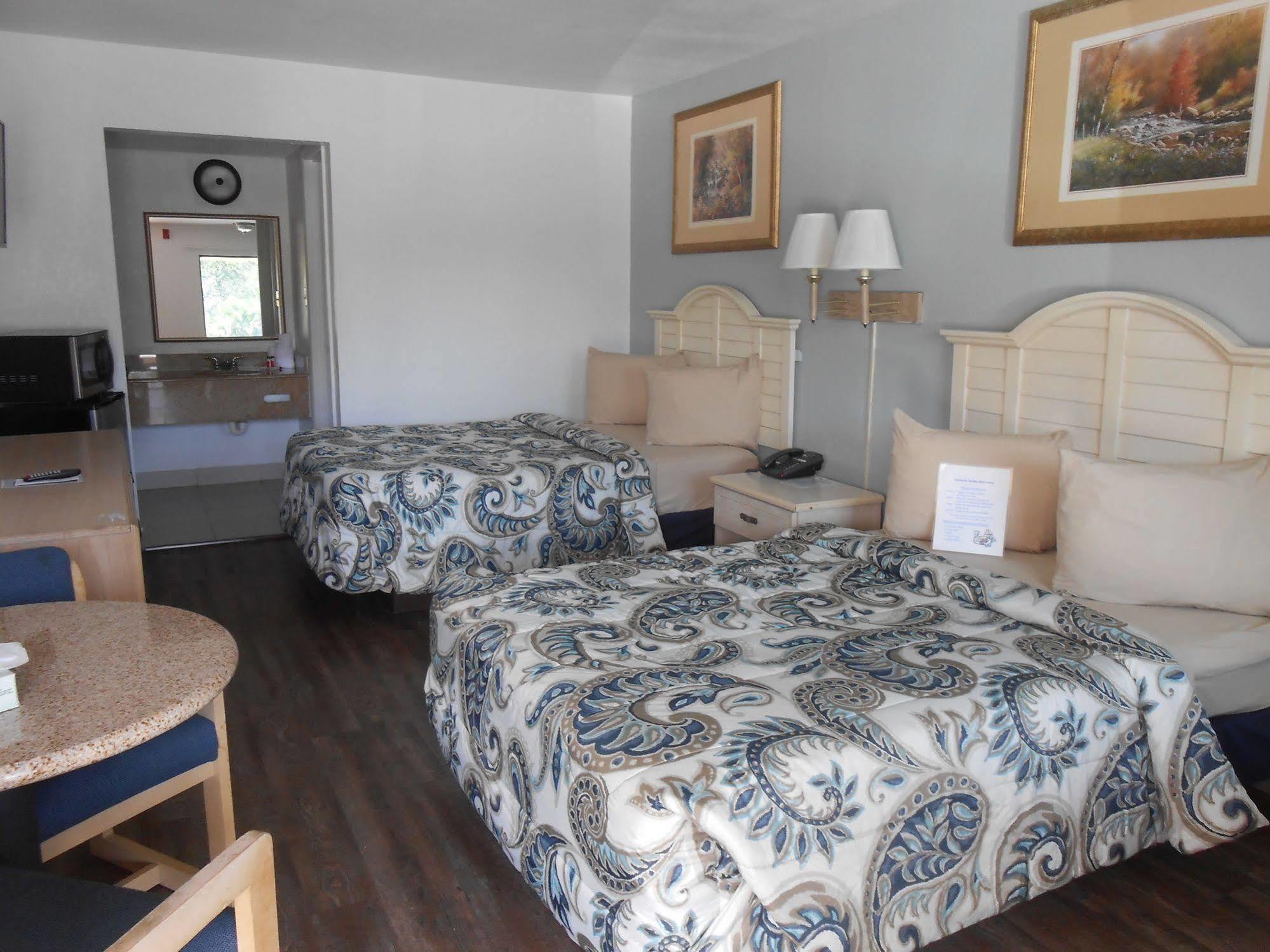 Executive Garden Titusville Hotel 외부 사진
