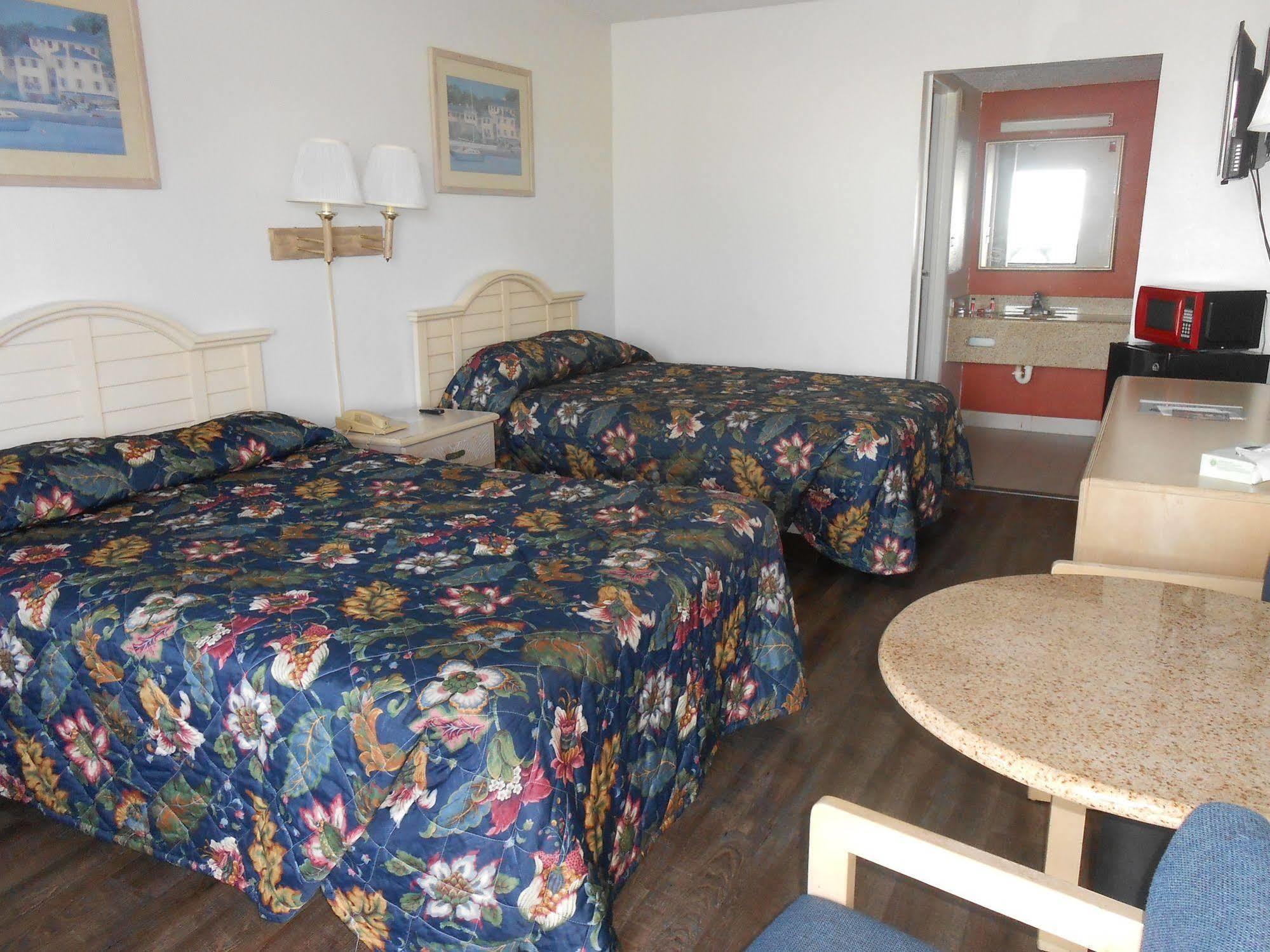 Executive Garden Titusville Hotel 외부 사진
