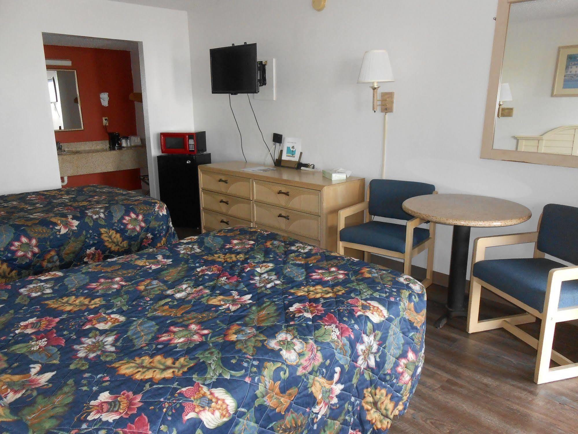 Executive Garden Titusville Hotel 외부 사진