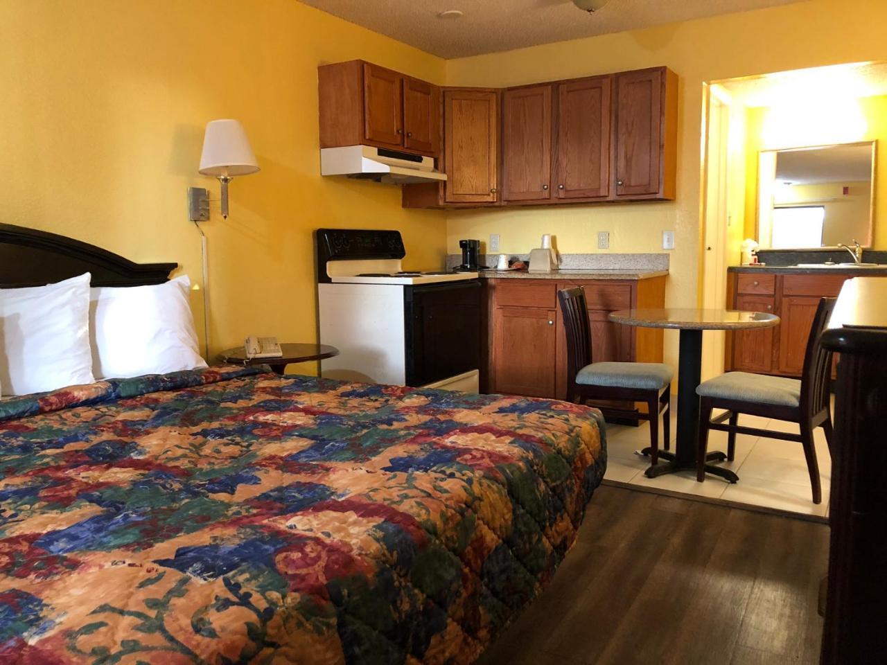 Executive Garden Titusville Hotel 외부 사진