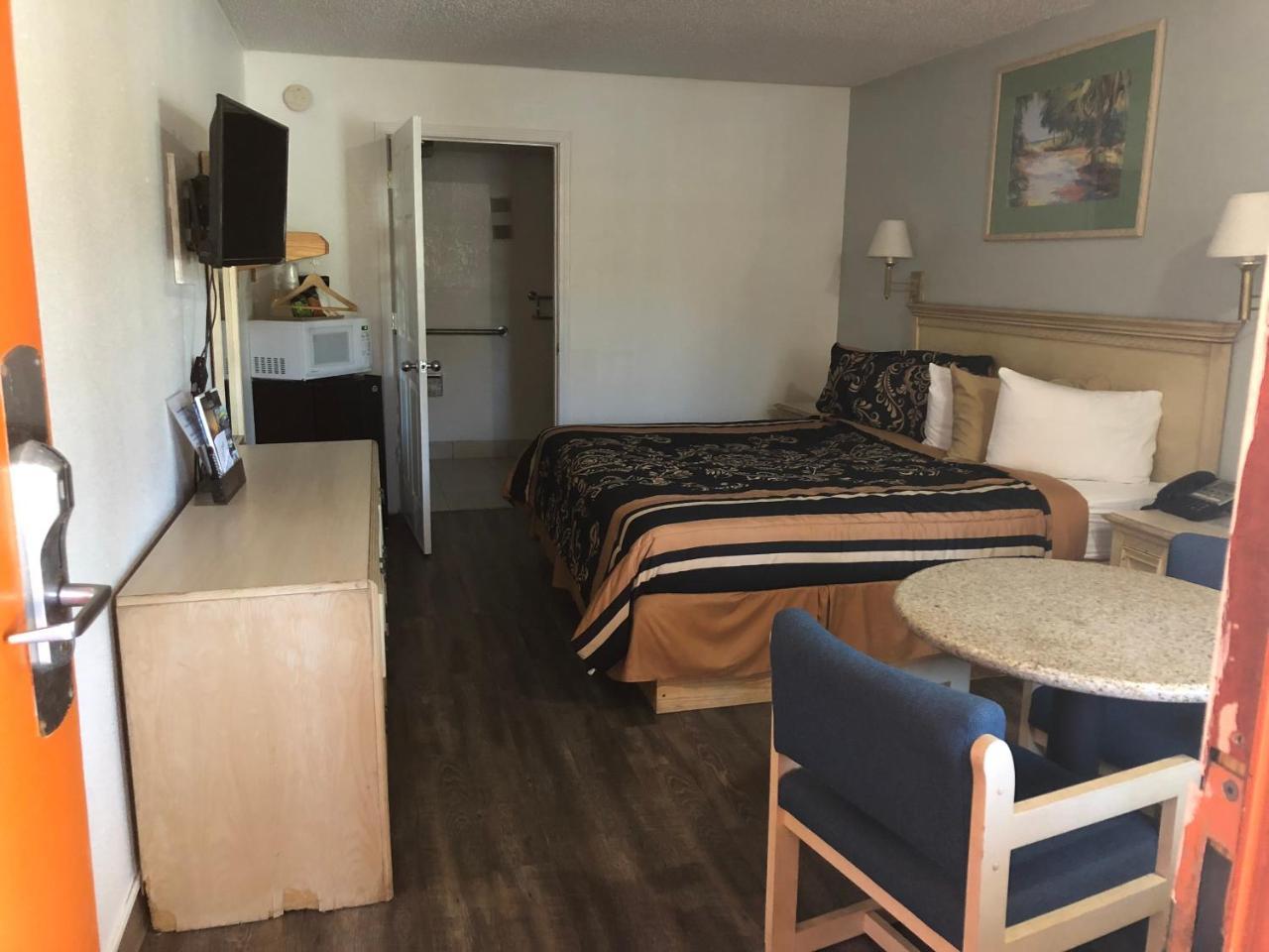 Executive Garden Titusville Hotel 외부 사진