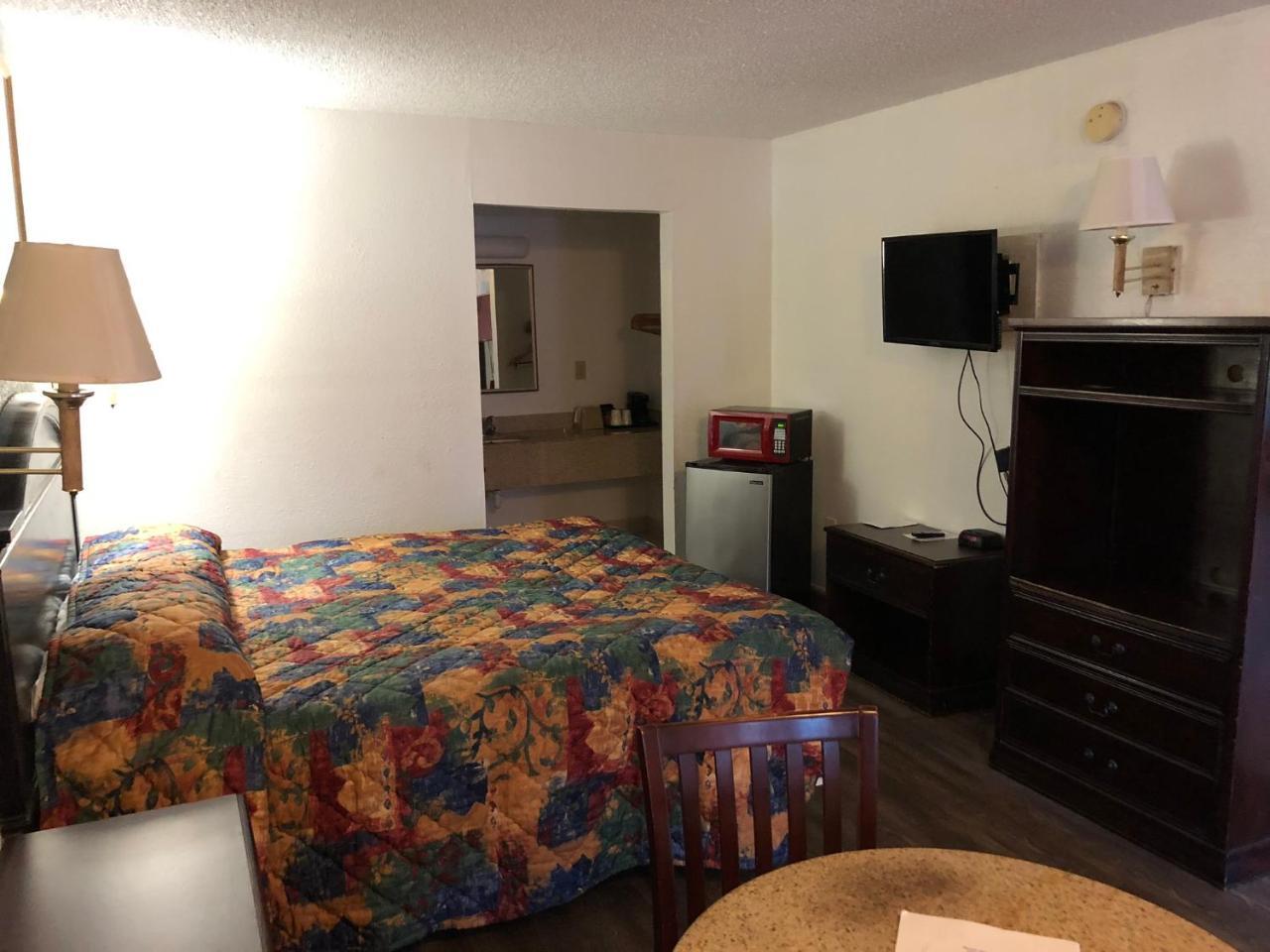 Executive Garden Titusville Hotel 외부 사진