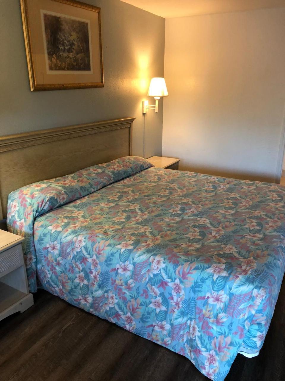 Executive Garden Titusville Hotel 외부 사진