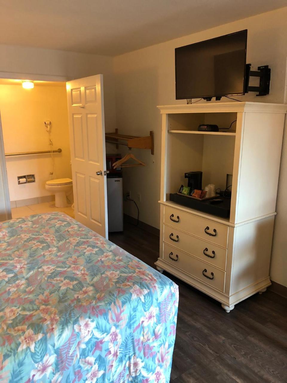 Executive Garden Titusville Hotel 외부 사진